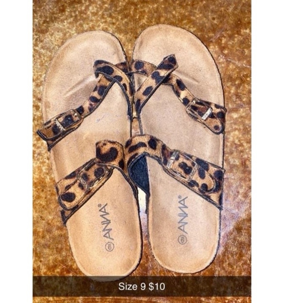 Size 9 cheetah sandals. Hardly worn/excellent condition